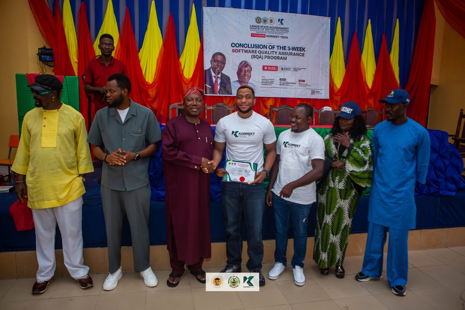 Participants and facilitators with their certificates at the conclusion of the three-week SQA programme